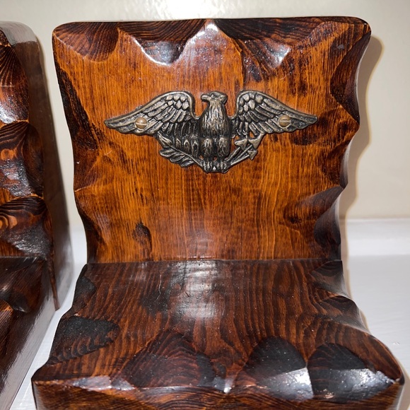 Vintage brass eagle Handmade Carved wooden bookends Signed WCF 1973 - Picture 2 of 10
